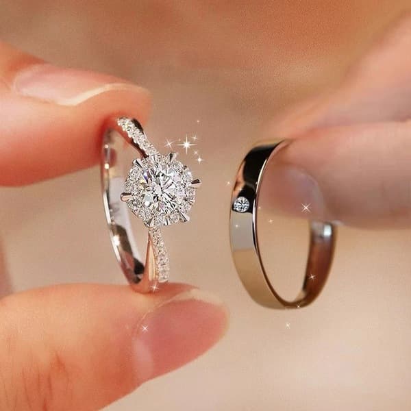 Alloy Moissanite Ring, Full of Diamonds, Exquisite Wedding Ring Props, Versatile and Non-Fading, Daily Photo Wedding